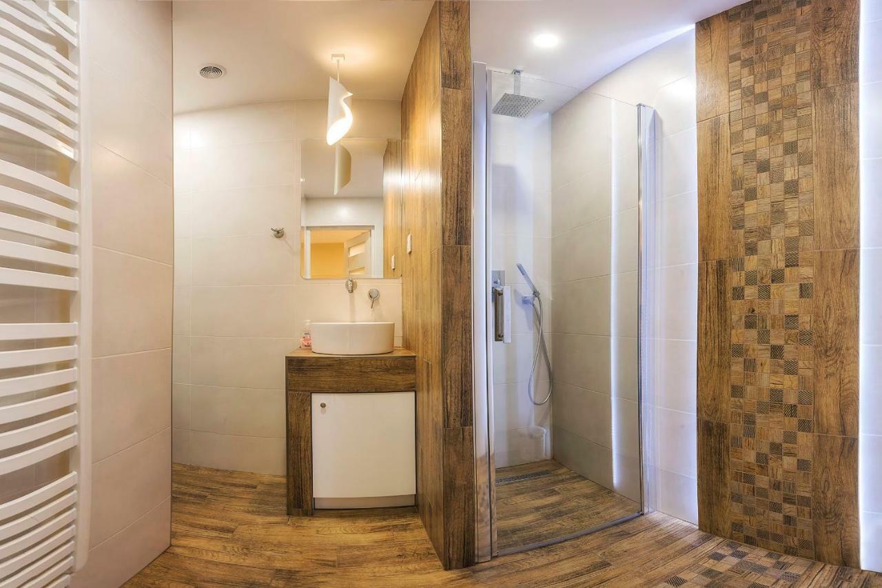 אוסטראון Bastowka Apartamenty מראה חיצוני תמונה