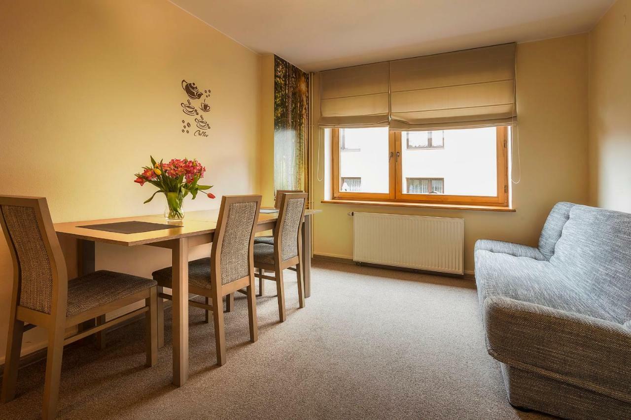 אוסטראון Bastowka Apartamenty מראה חיצוני תמונה