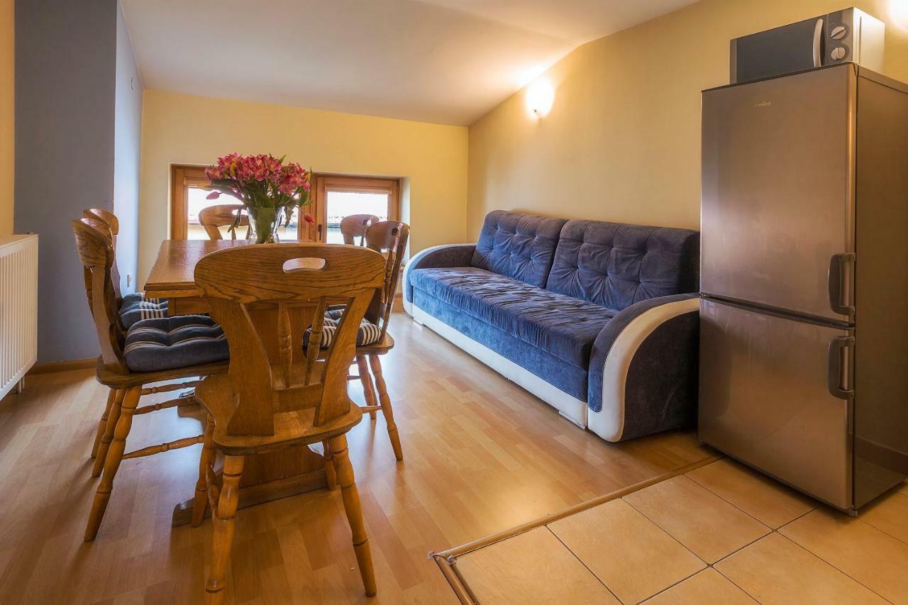 אוסטראון Bastowka Apartamenty מראה חיצוני תמונה
