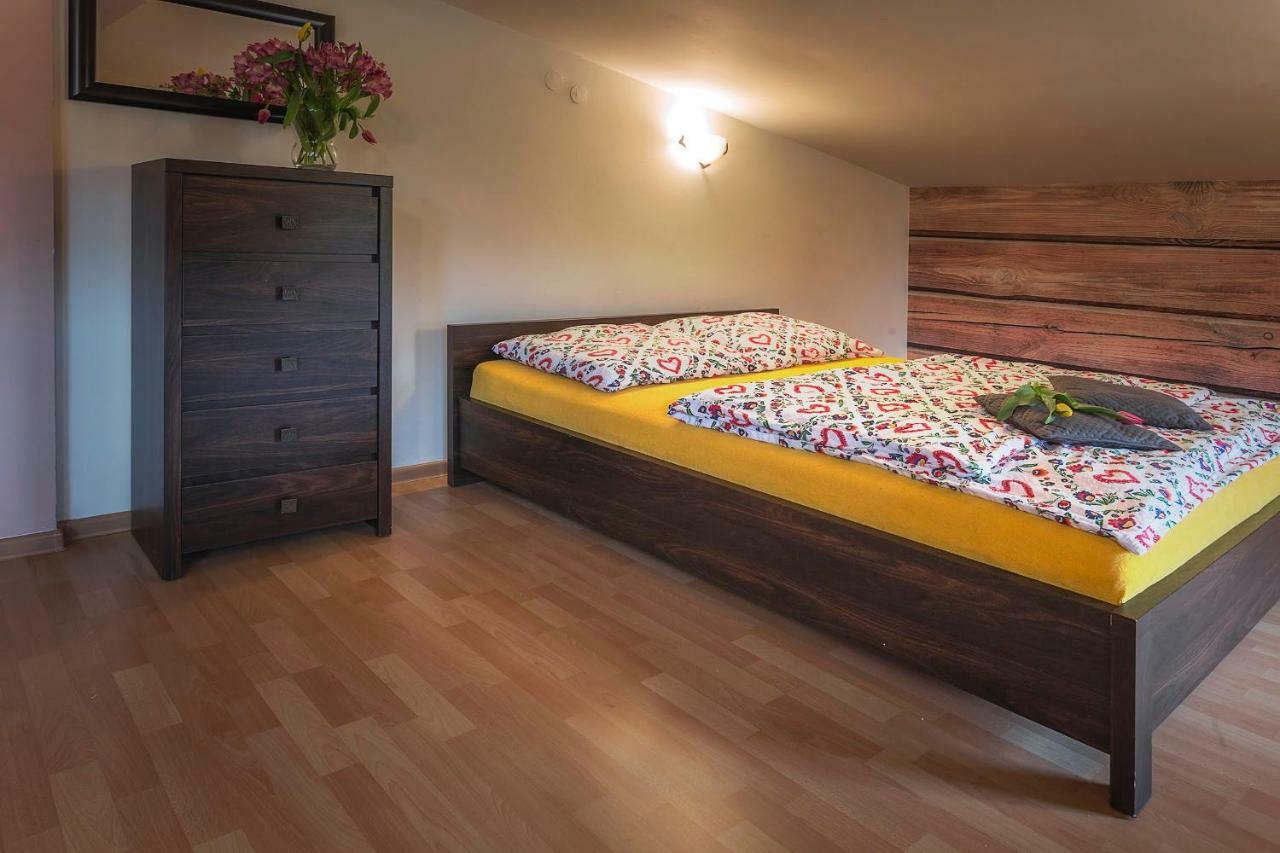 אוסטראון Bastowka Apartamenty מראה חיצוני תמונה